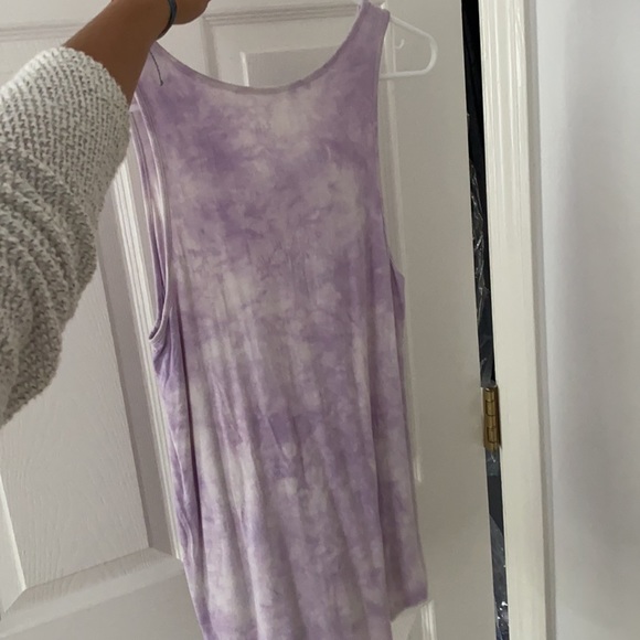 Top - Picture 2 of 3